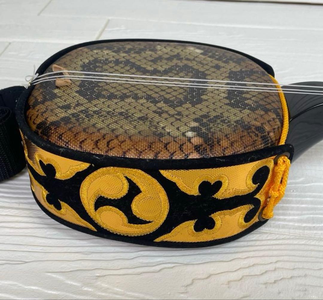 【美品】沖縄郷土楽器 三線 初心者セット チューナー、セミハードケース付