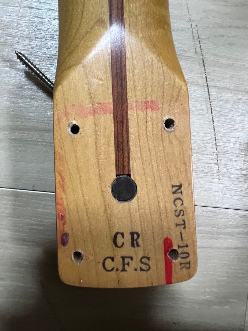 フジゲン　suhrピックアップ レリック加工、 エレキギター