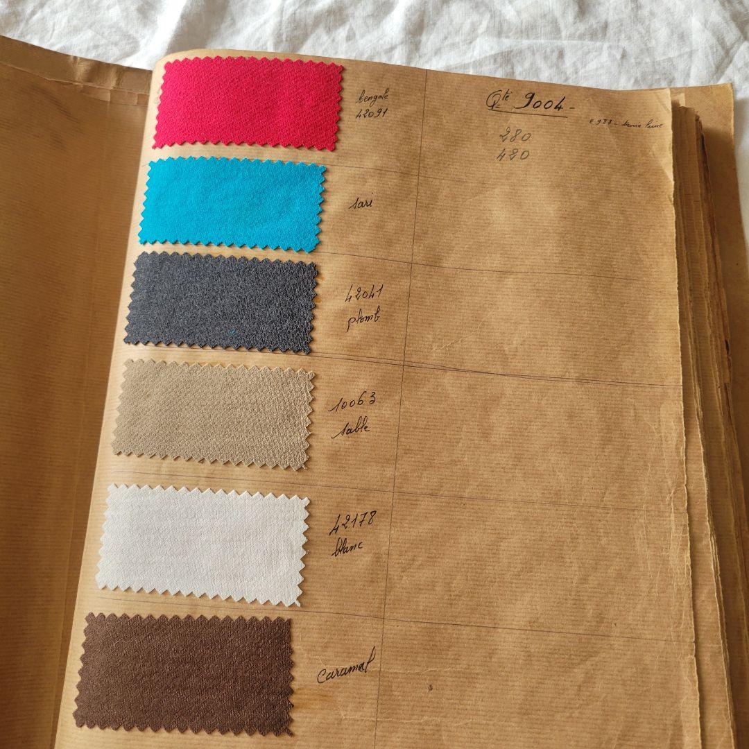 フランス　アンティーク　生地　見本帳