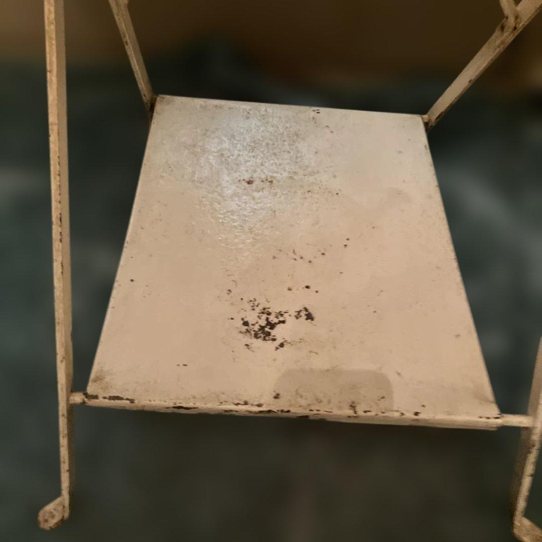 フランスアンティークの洗面台