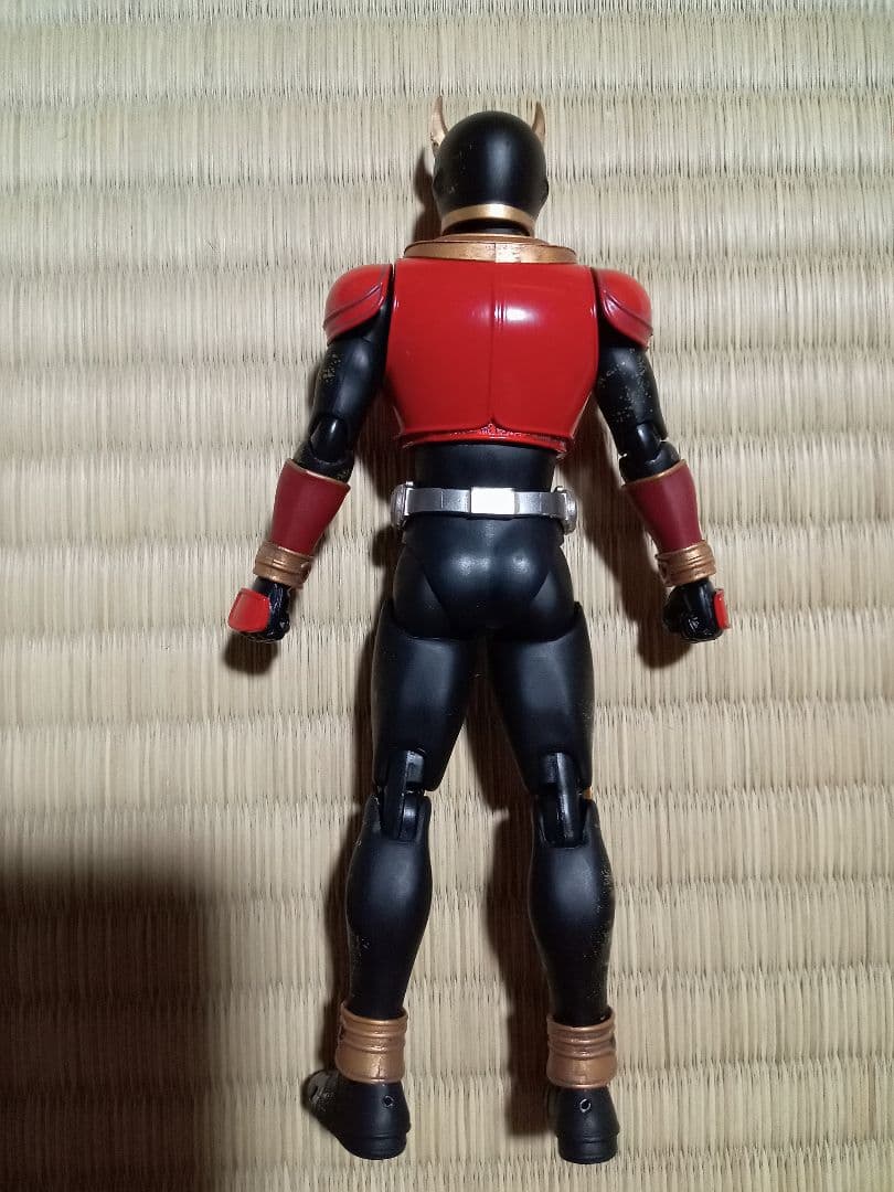 真骨彫 超古代戦士クウガ 仮面ライダークウガ 古代クウガ フィギュアーツ