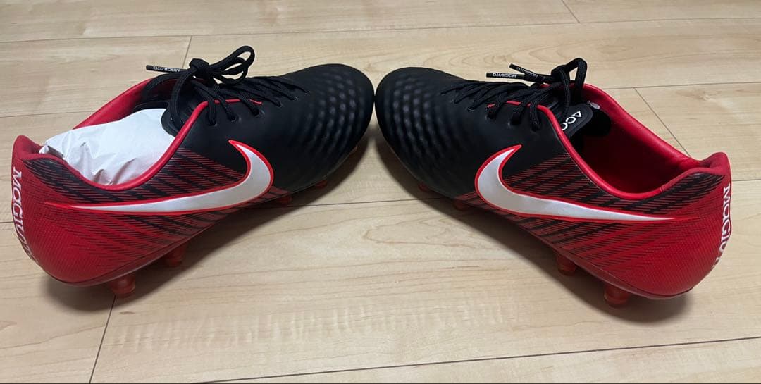 NIKE マジスタオーパス2 FG