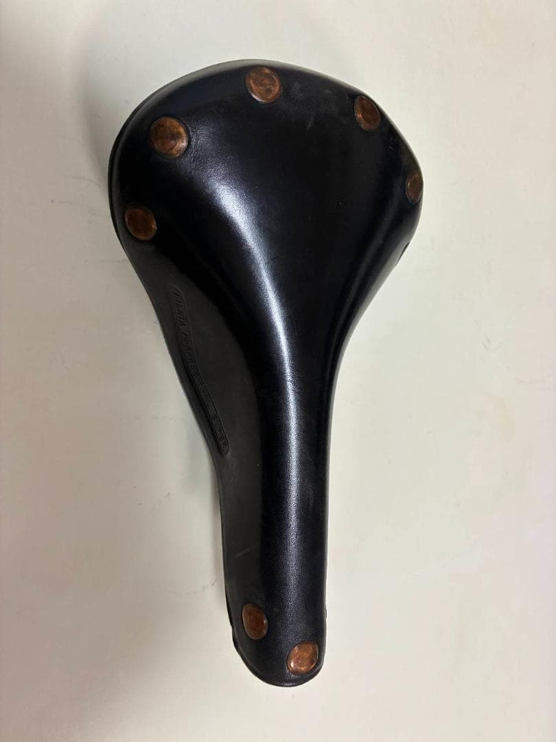 クラシックレザーサドル