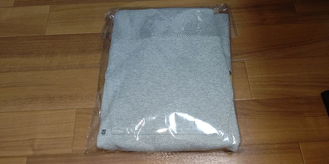 阪神タイガース　優勝記念パーカー　　B