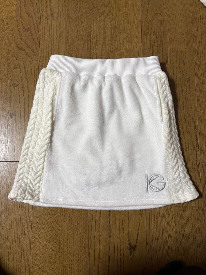 ゴルフウェア　レディース　セットアップ