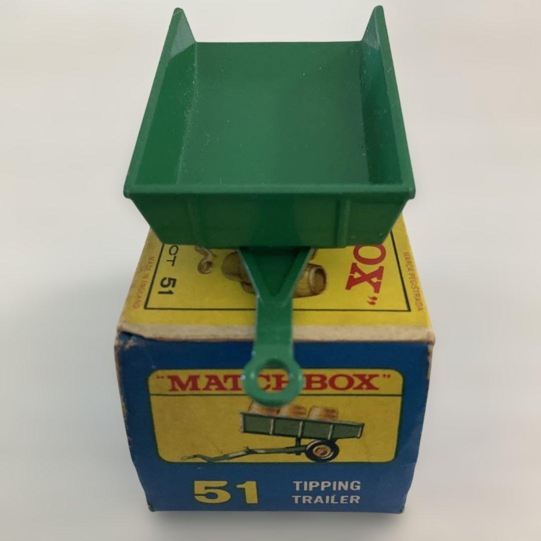 ミニカー　マッチボックス　51 ティッピングトレーラー