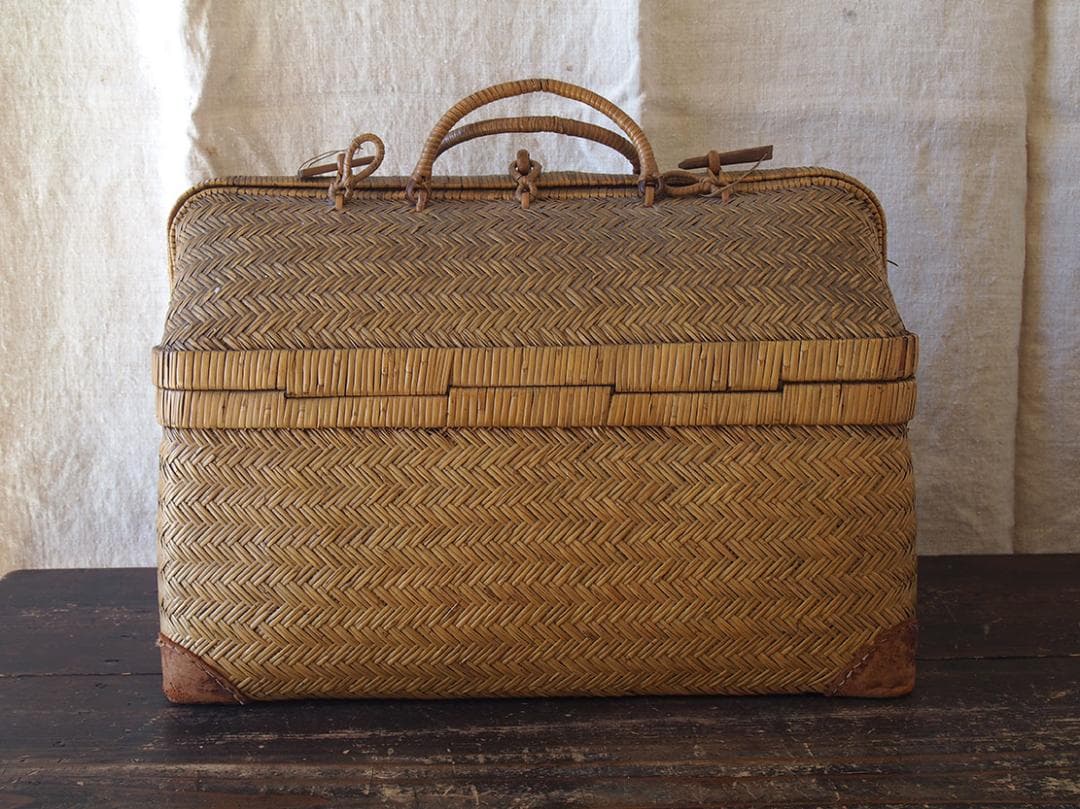 ふた付きバスケット パニエ かご細工 柳 籐 枝編み細工 ヨーロッパ /K404