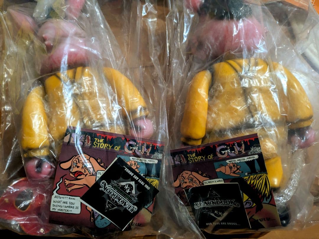 コジック　KOZIK BlackBook Toy フィギュア　ソフビ　未開封