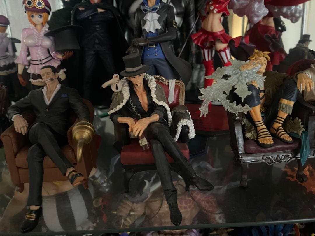 一番くじフィギュアセレクション ワンピース ルッチ　マルコ　ミホーク　クロコ