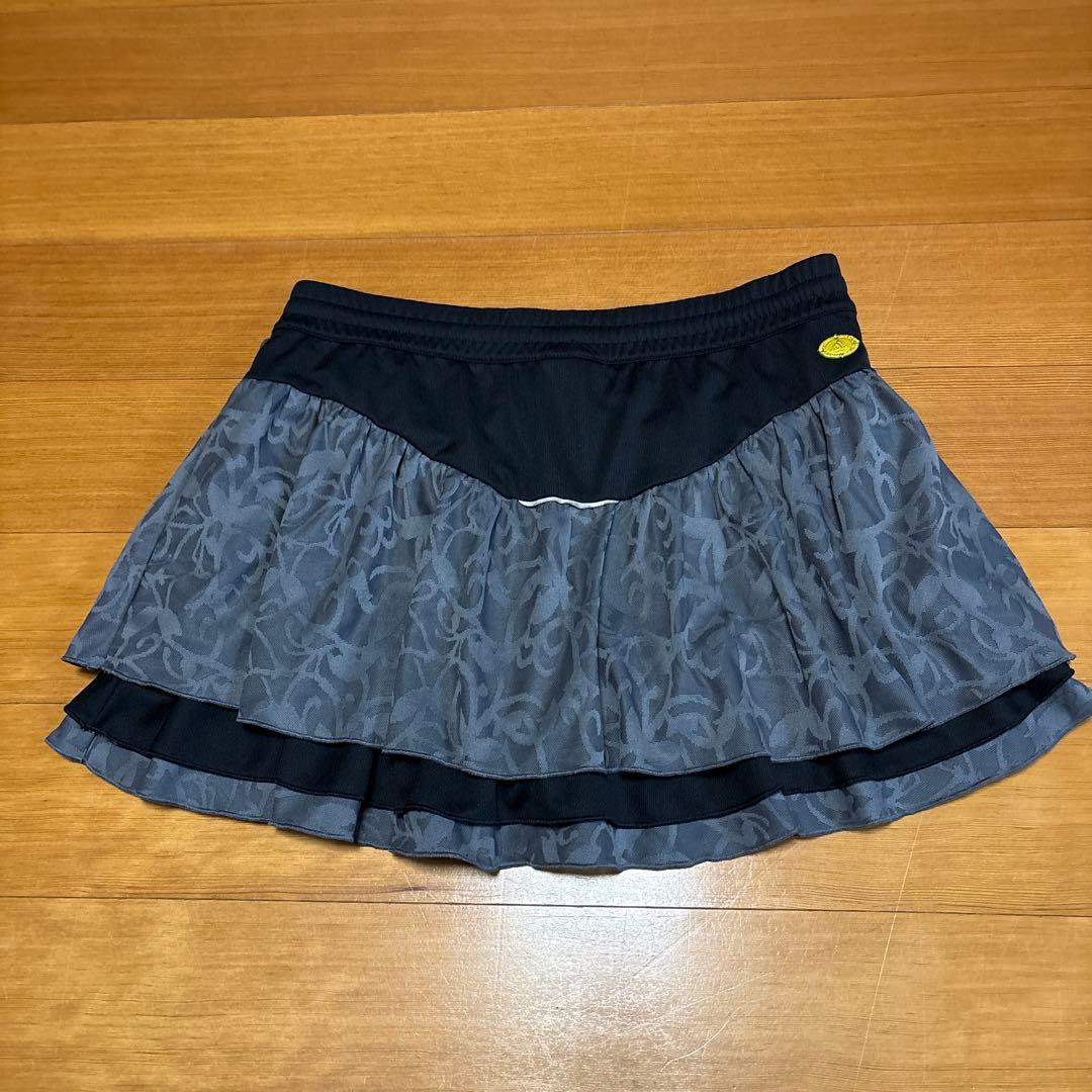 アディダスステラマッカートニー シャツ、スカート　２点セット