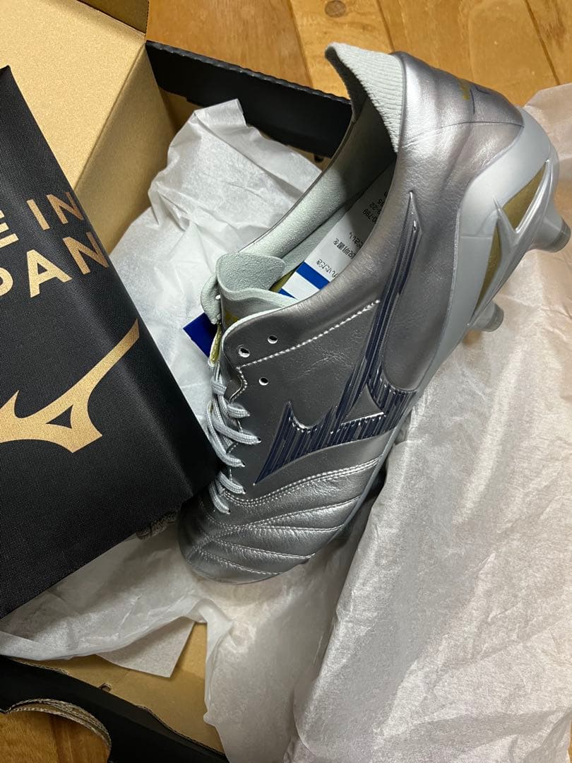 新品　激レア　超限定カラー　ミズノ　モレリア ネオ4 JAPAN 26cm