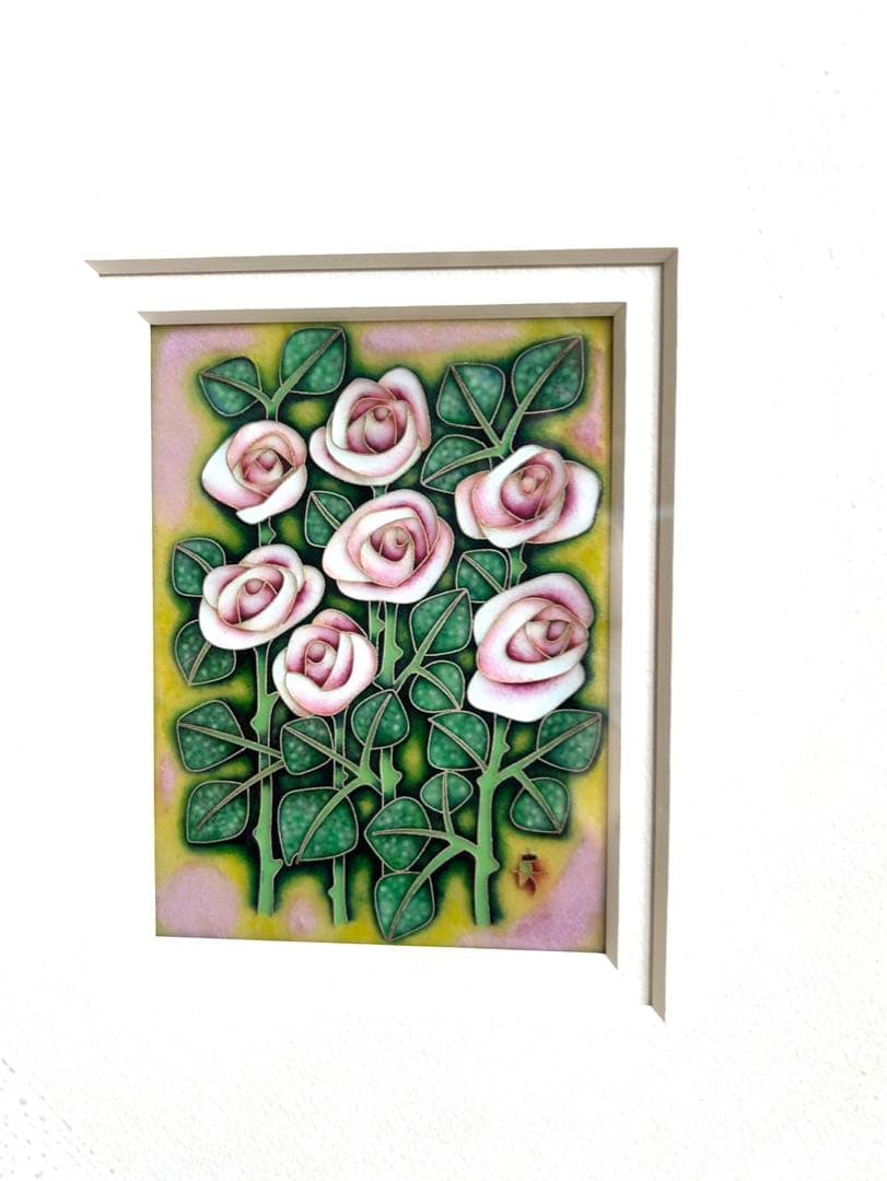 七宝焼額絵　バラの絵画 金色フレーム付き 横 33cm 縦41cm