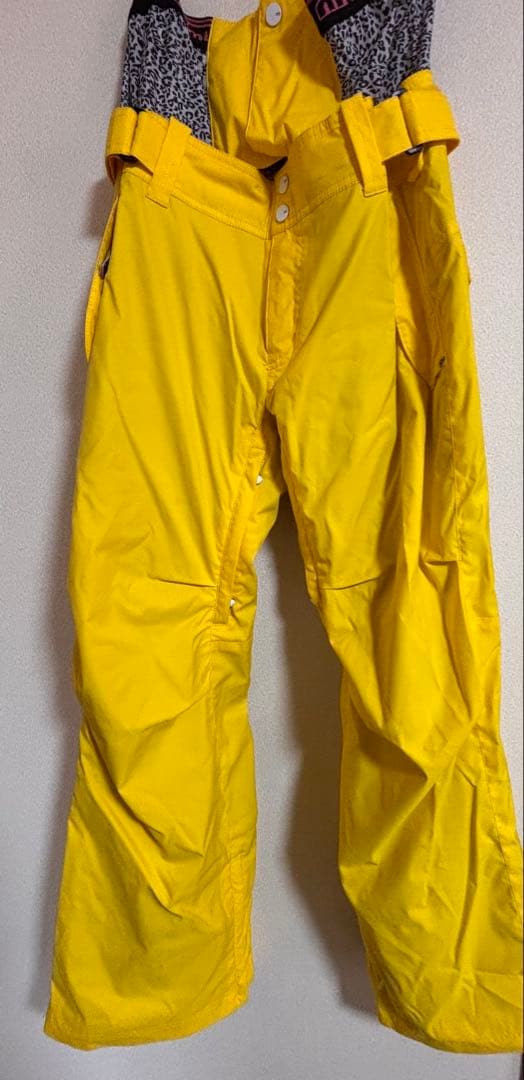 【M】レディース スノボウェア 上下セット＋グローブ付 ESTIVOすぐ滑れます