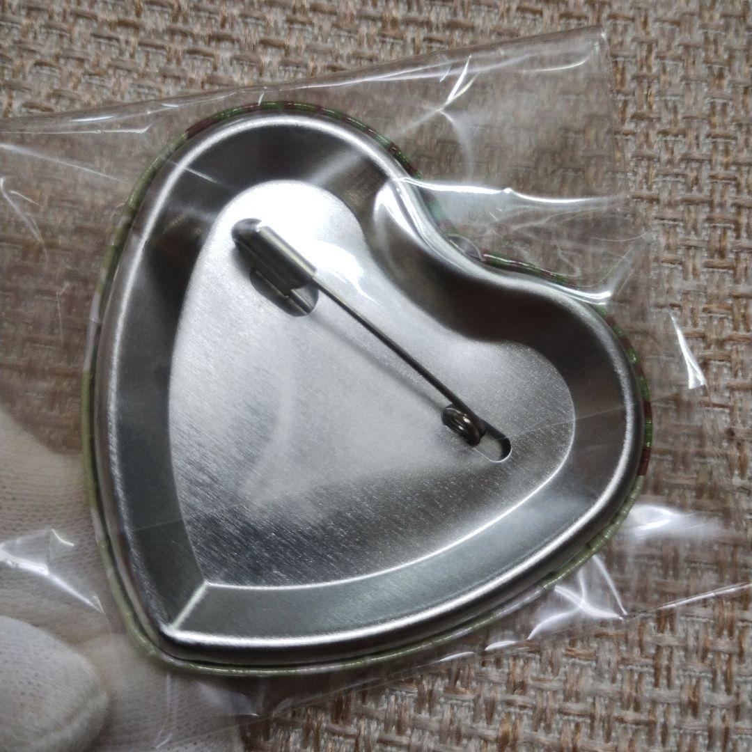 【希少】鬼滅の刃　不死川実弥　ラスカルコラボ　ハート缶バッジ