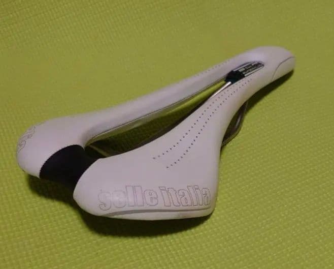 Selle Italia SLR Superflow 145mm サドル