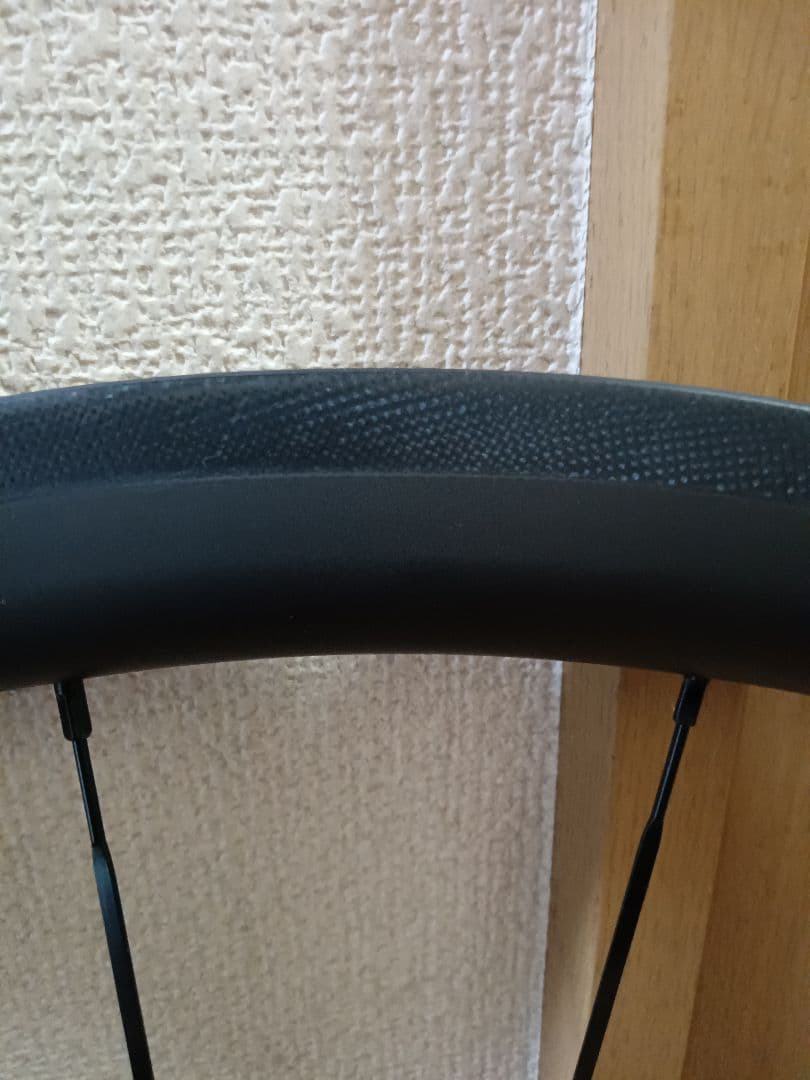 カーボンクリンチャータイヤホイール 黒