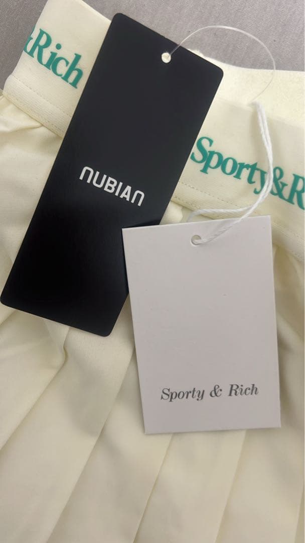 Sporty & Rich プリーツスカート アイボリー