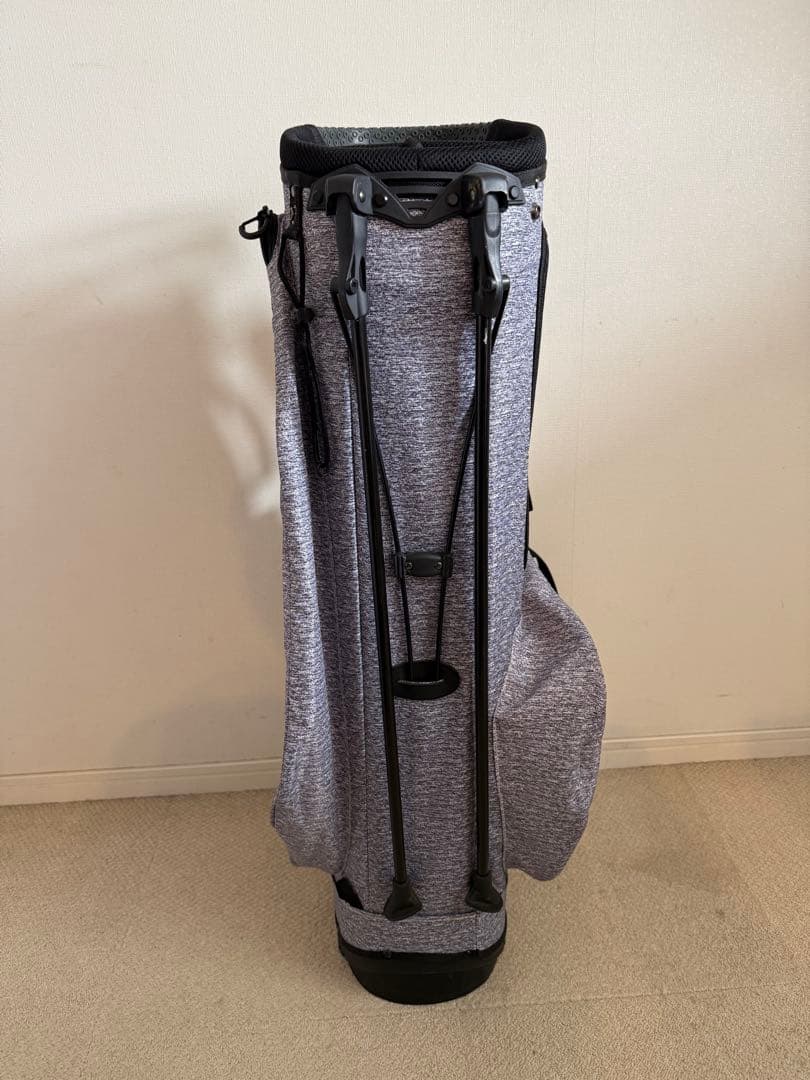 【早い者勝ち】OAKLEY グレー キャディバッグ　スタンド式