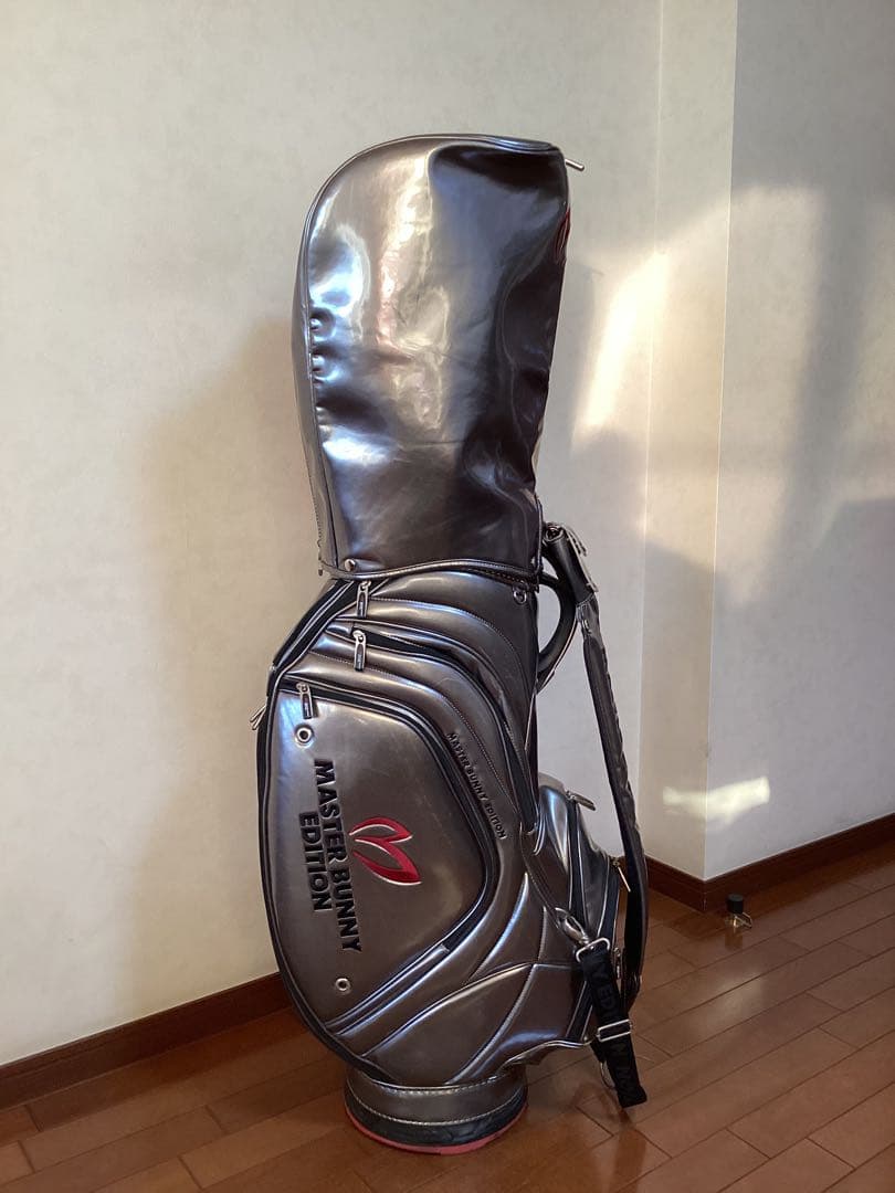 MASTER BUNNY EDITION キャディバッグ シルバー