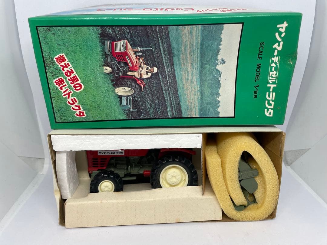 希少 ヤンマー 燃える男の赤い トラクター ヨネザワ 日本製 非売品 未使用