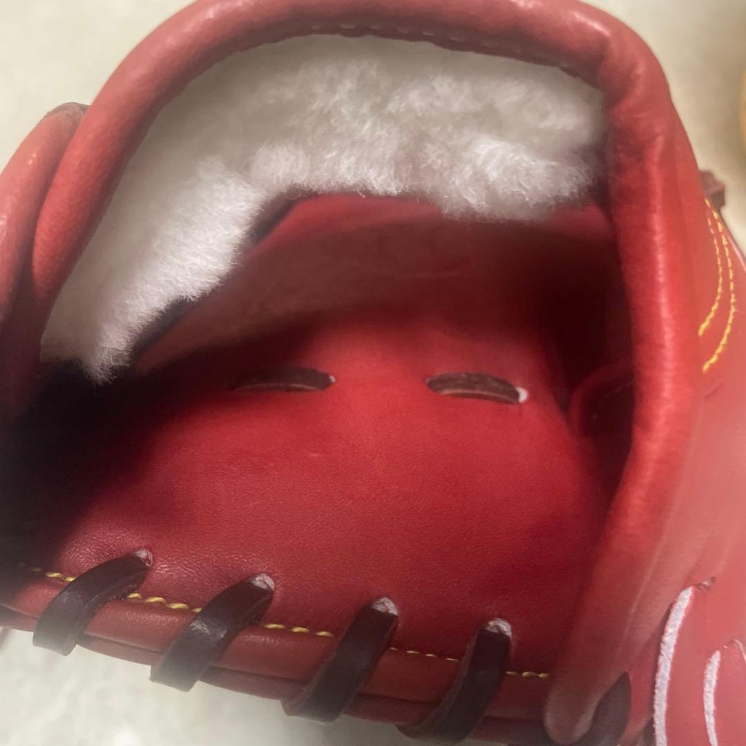 Wilson 硬式グローブ レッド ストライプ