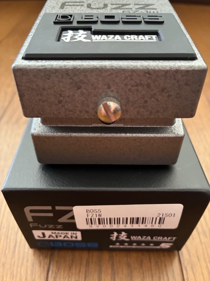 【新品同様】BOSS FZ-1W ファズペダル