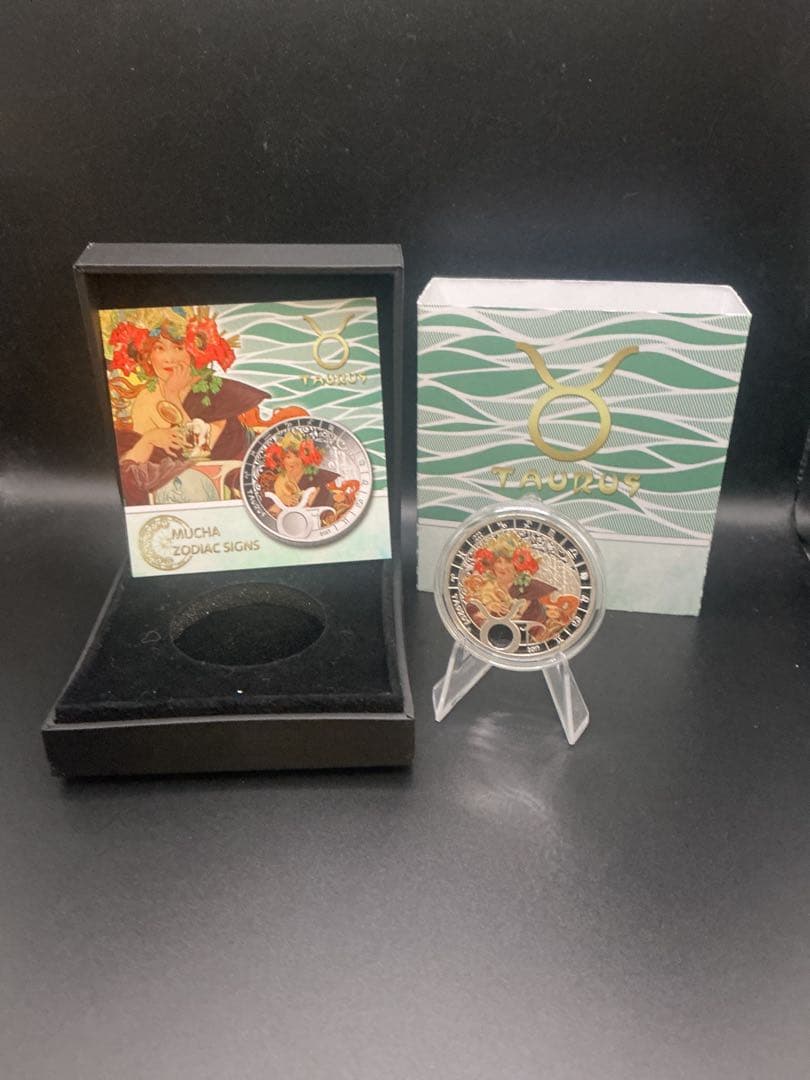 ミュシャ × 黄道十二宮 ― 牡牛座、Taurus　銀メッキ付き白銅貨