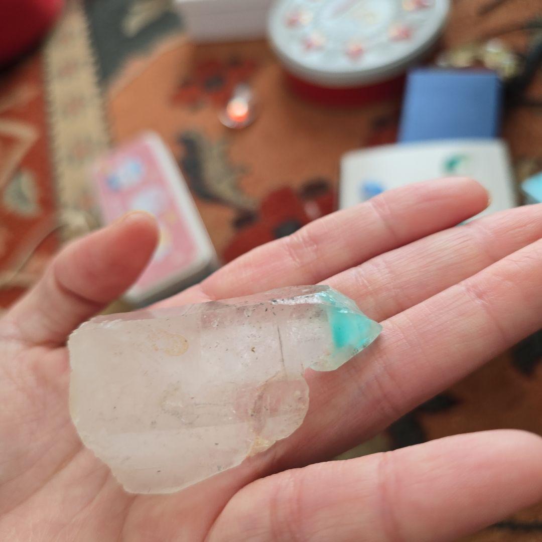 アホーアイト　イン　クォーツ　アホアイト　アホイト　アジョイト