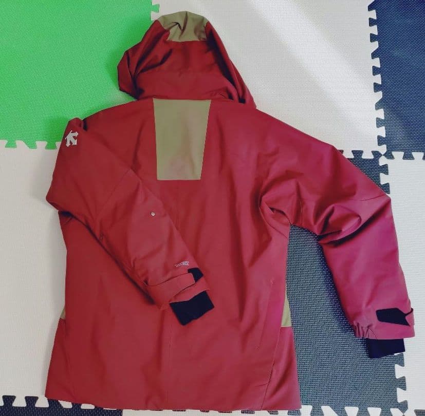 2024オガサカチームスキーウェア ジャケットS、パンツM エンジ色