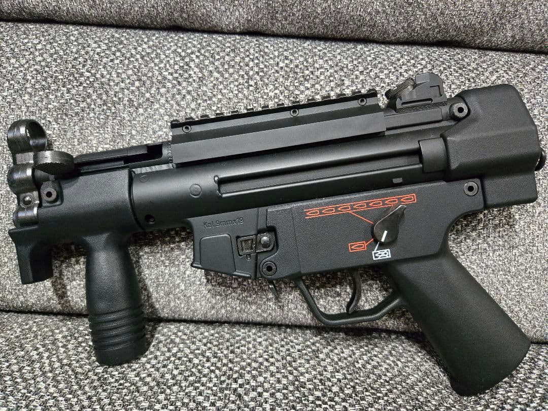 【最終値下げ】東京マルイ MP5K HC 電動ガン ドラムマガジン+バッテリー