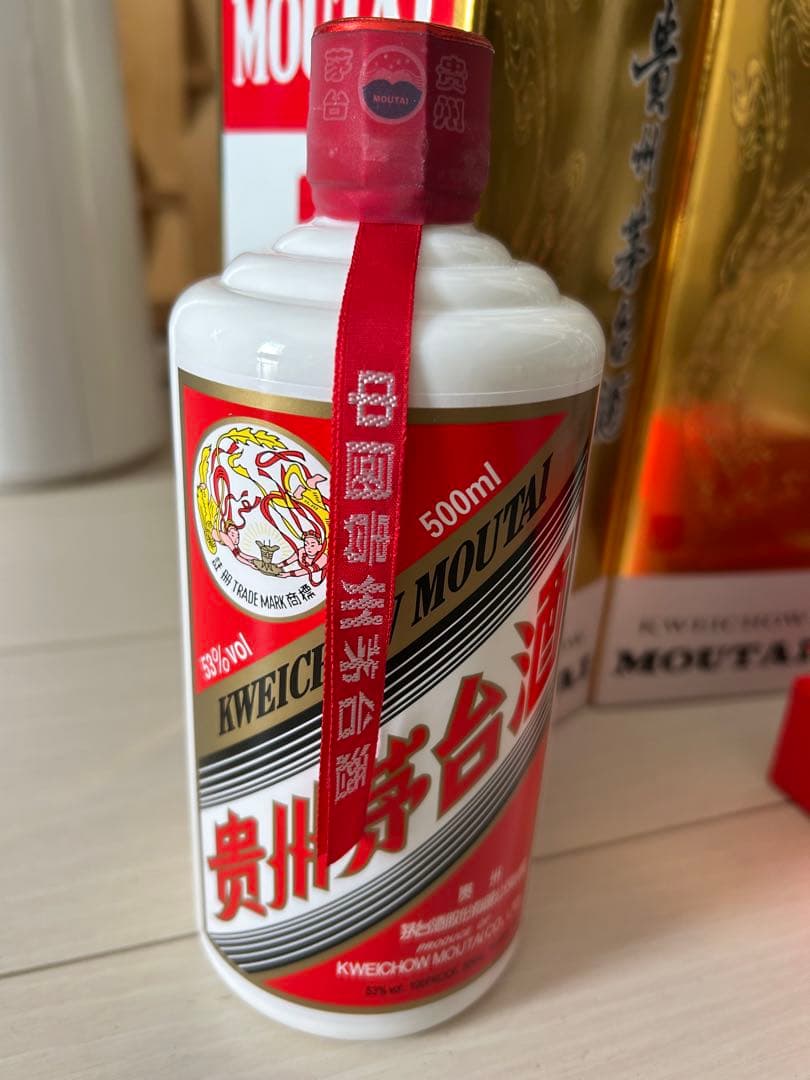 Kweichow Moutai 500ml アルコール53% グラス付き
