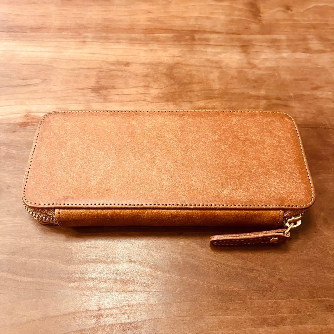 バハギア　ペンケース　ラウンドジップ型　プエブロ　コニャック