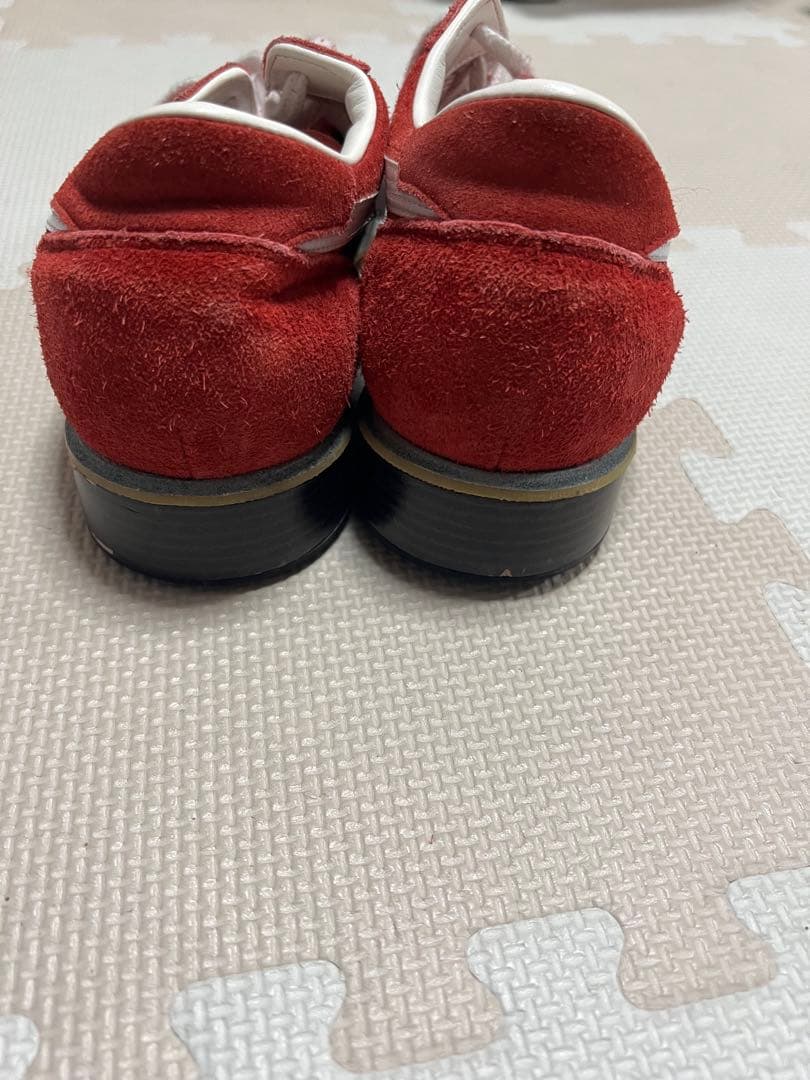 ASICS トレーニングシューズ レッド