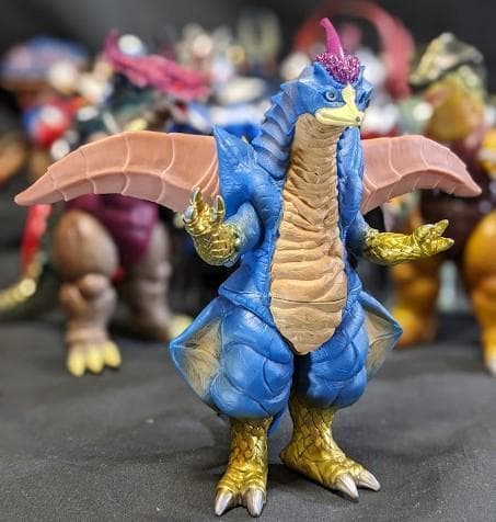 ウルトラマンコスモス＆登場怪獣・宇宙人（バンダイ）ソフビ１７体セット