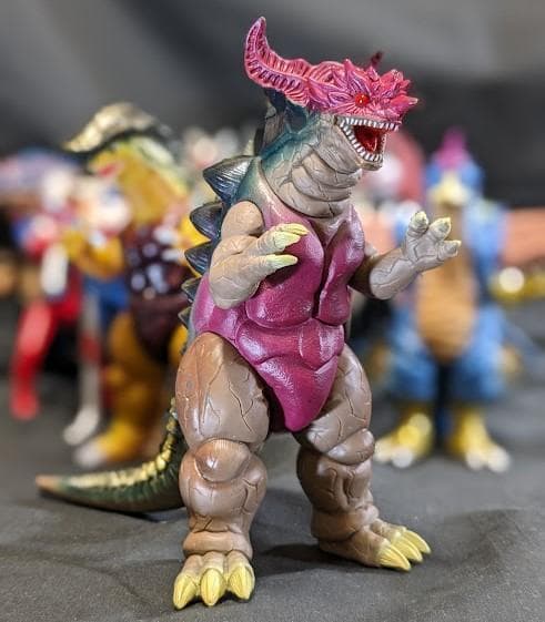 ウルトラマンコスモス＆登場怪獣・宇宙人（バンダイ）ソフビ１７体セット