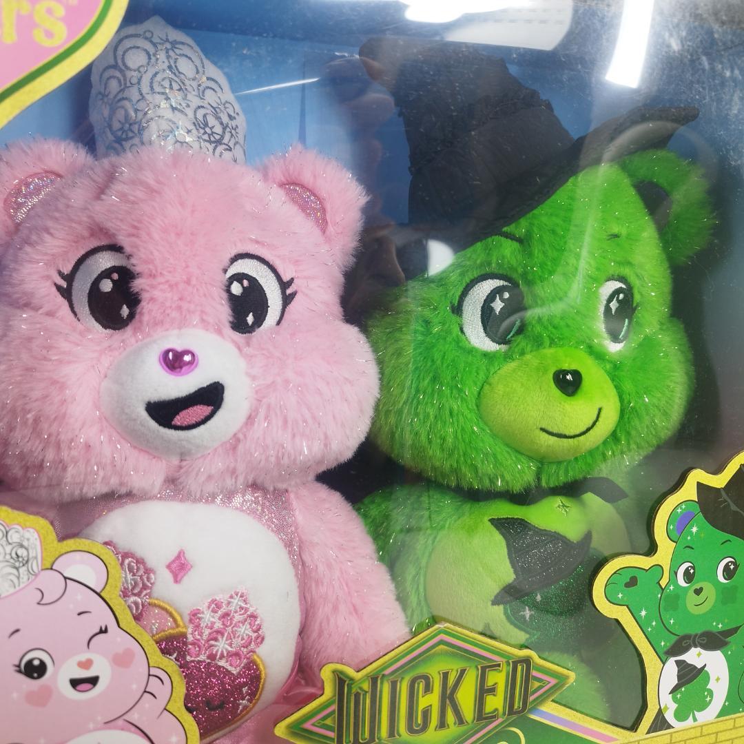 Wicked ウィキッド ケアベア ぬいぐるみ エルファバ グリンダ IES2