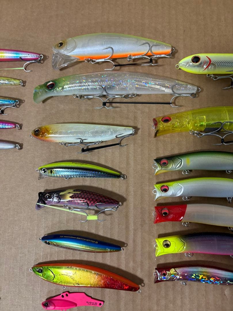 カゲロウ・ブローウィン入りシーバスルアーセット