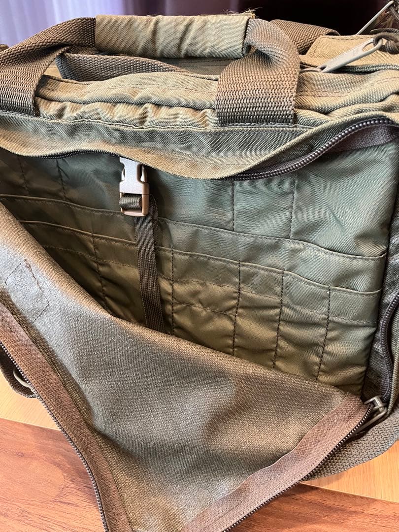 EAGLE （イーグル）　ミリタリー バッグ