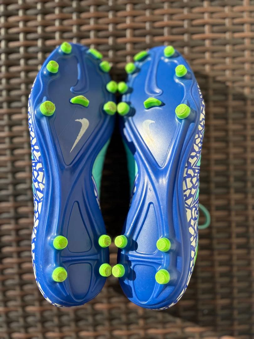 日本未発売　NIKE ハイパーヴェノム2 Women's カラー　27㎝