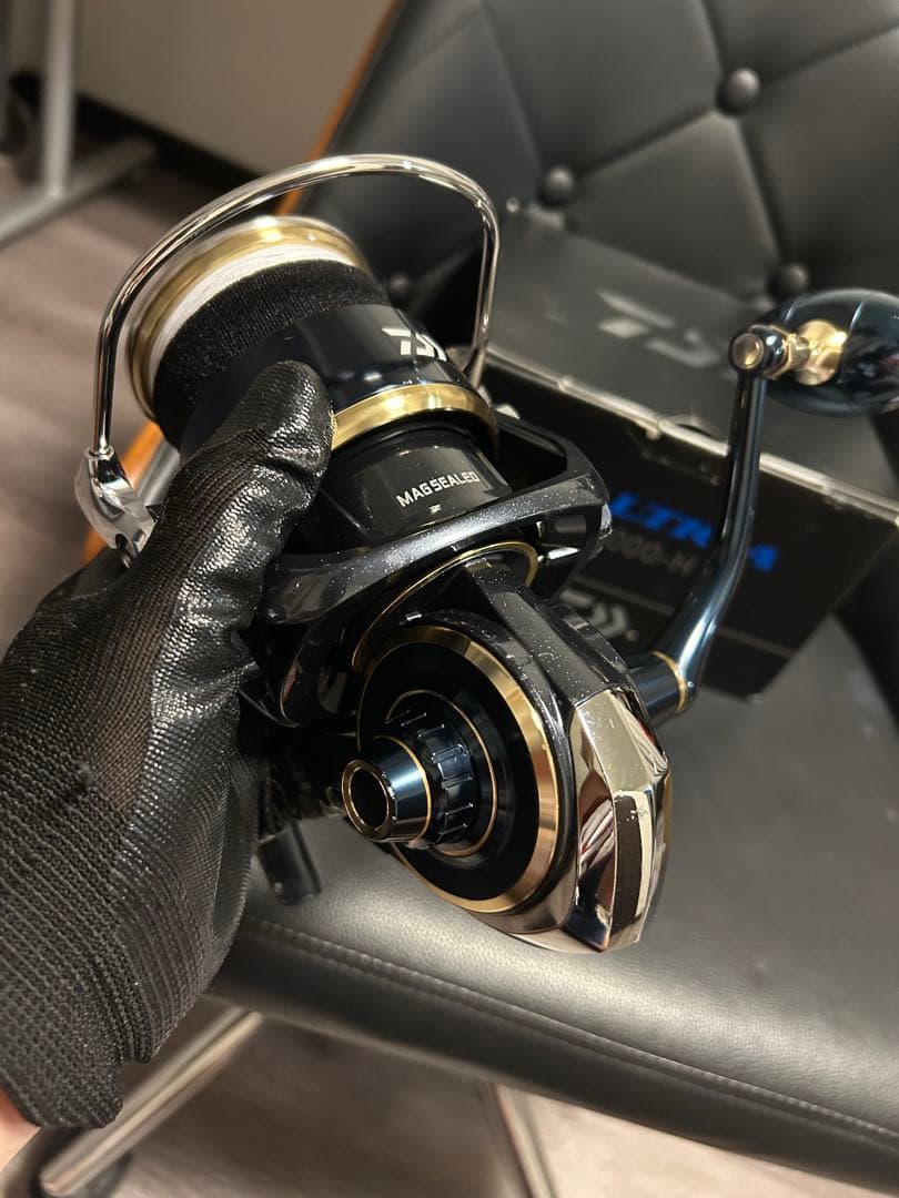 20 Saltiga 18000-H 替えスプール付き