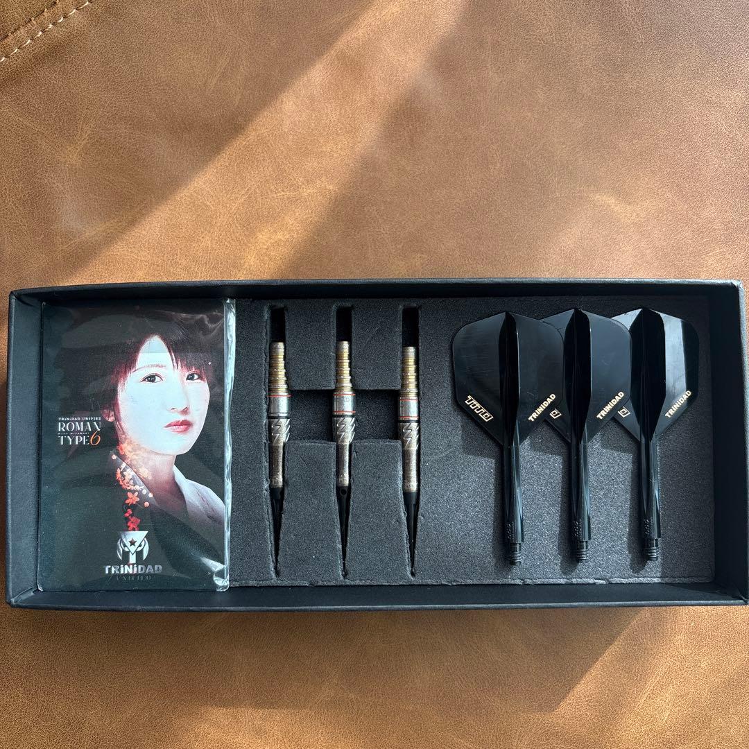 TRINIDAD ROMAN TYPE 6ダーツセット