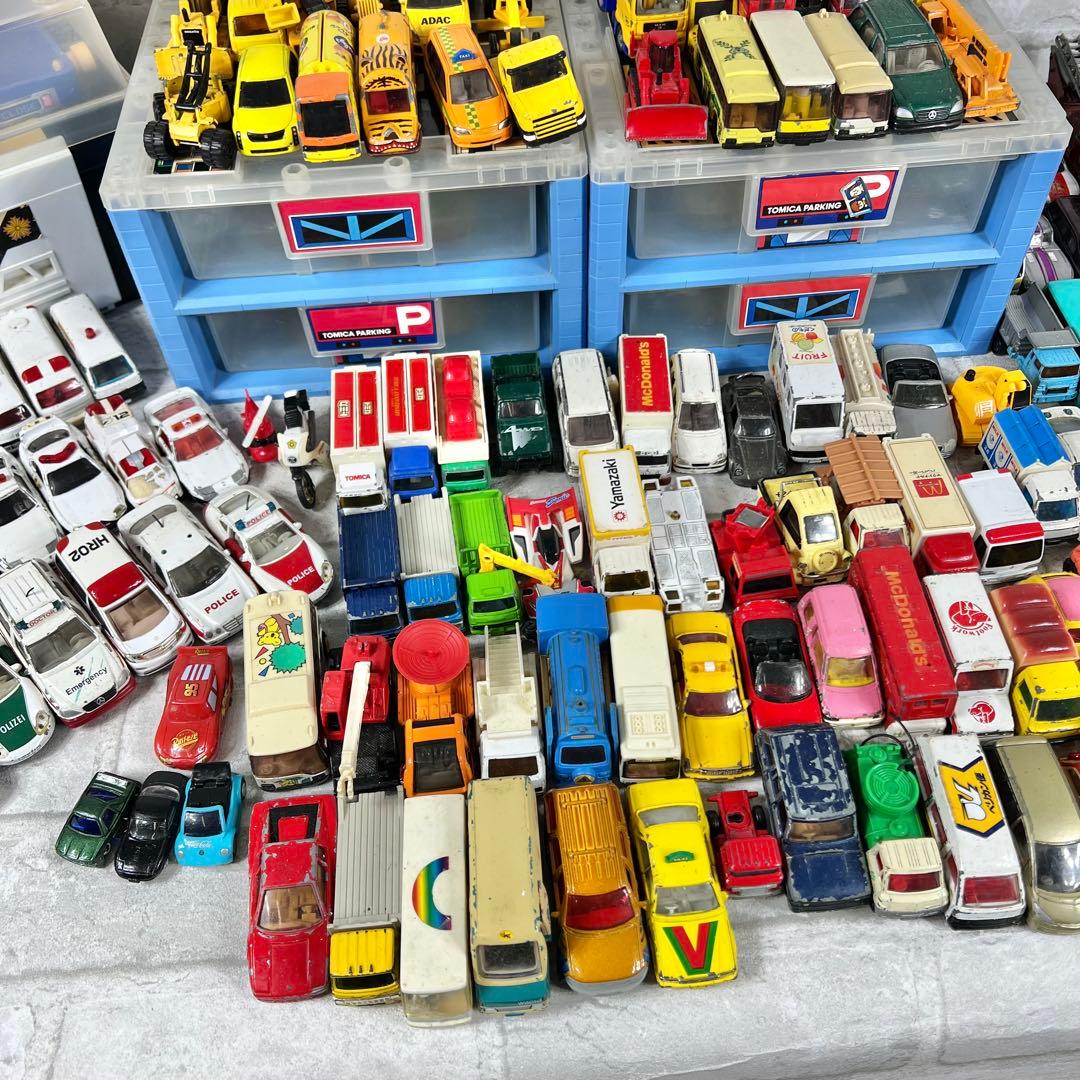 トミカ ミニカー まとめ売り ポリスボックス付き