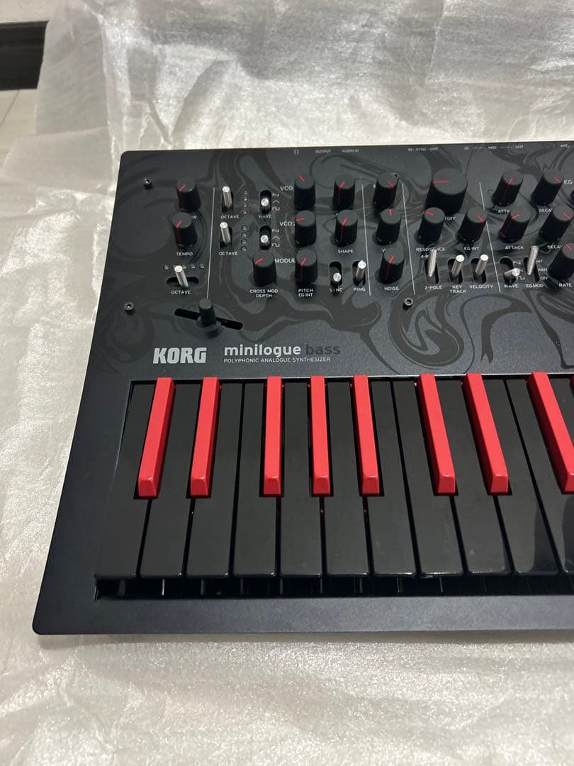 【美品】KORG minilogue bass Limited
