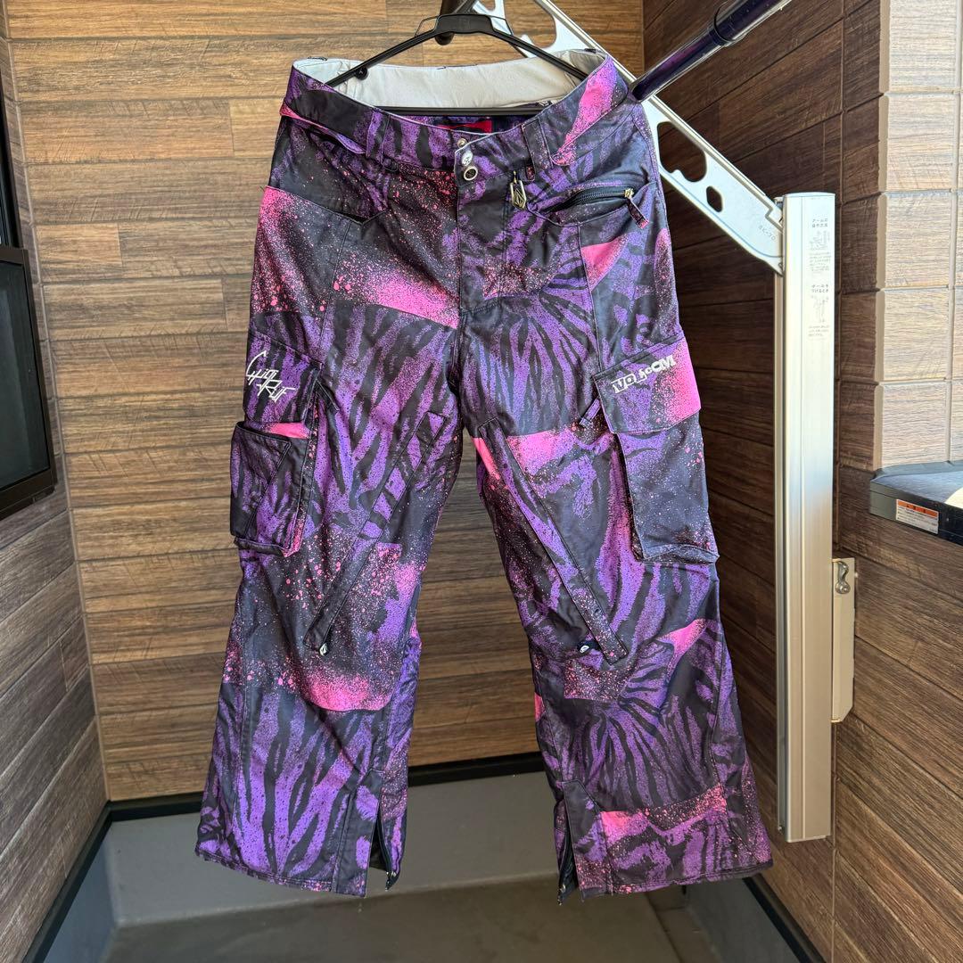 volcom gigiruf スノーボードパンツ 男女兼用　XS