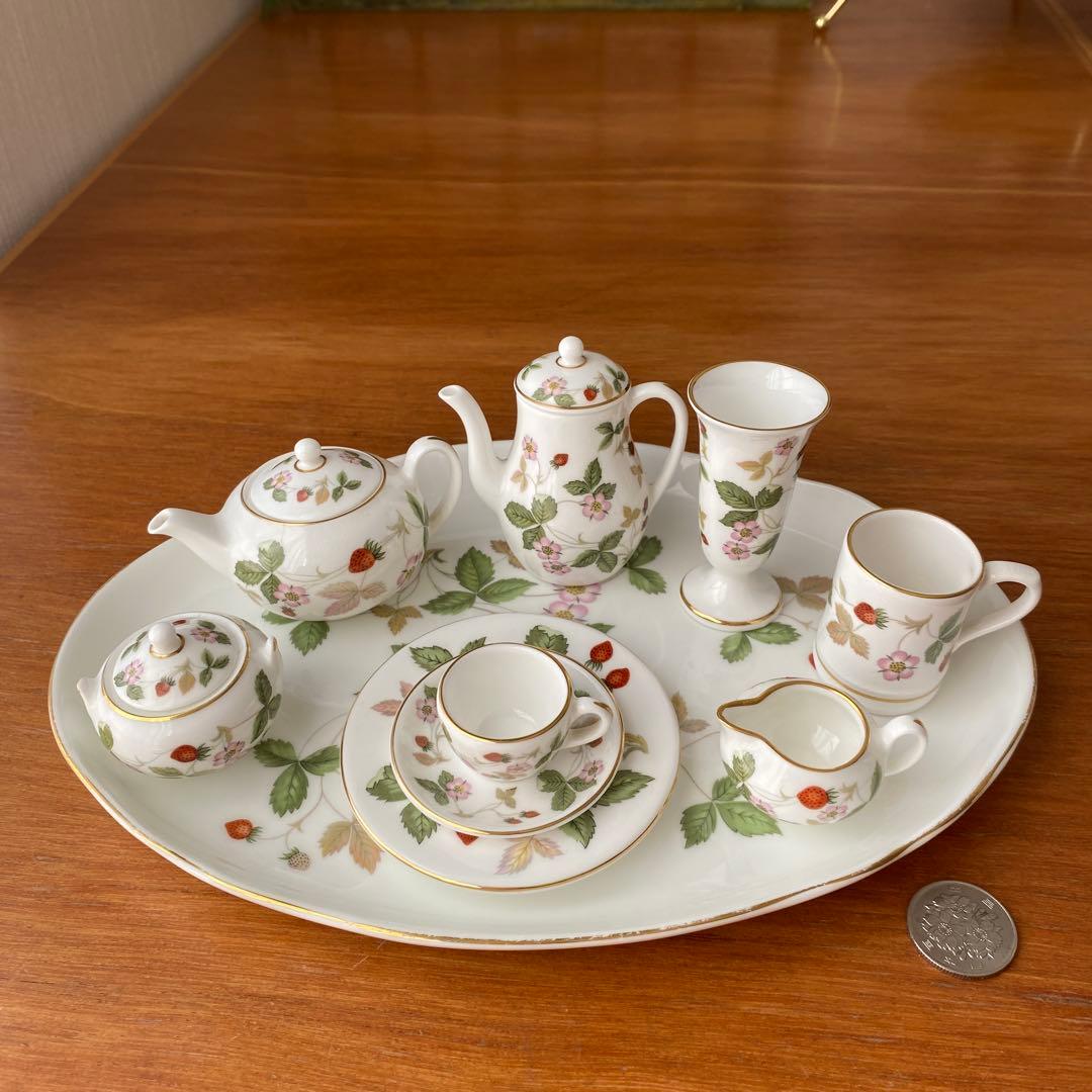 ウェッジウッド ミニチュア　ティーセット　コーヒーセット　黒壺