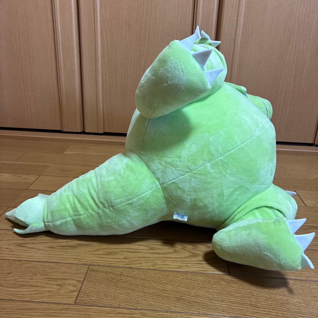 ポケモン　BigMore! 特大ぬいぐるみ　バンギラス