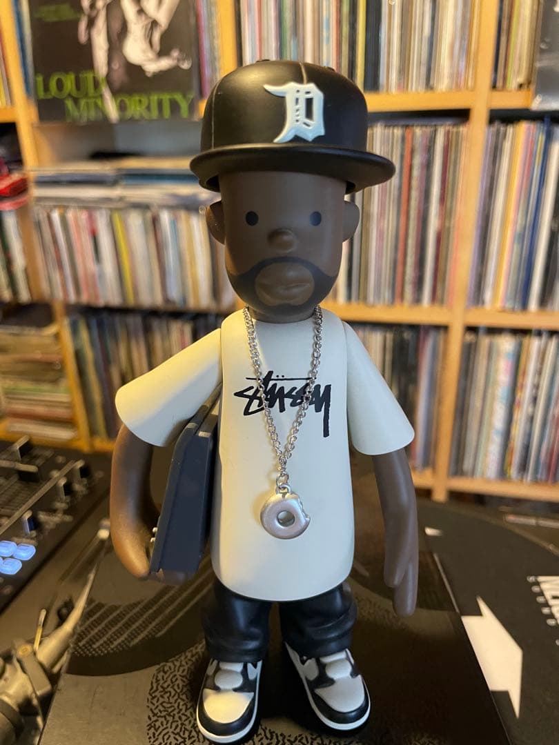 J DILLA × STUSSY(白） フィギュア 2体セット
