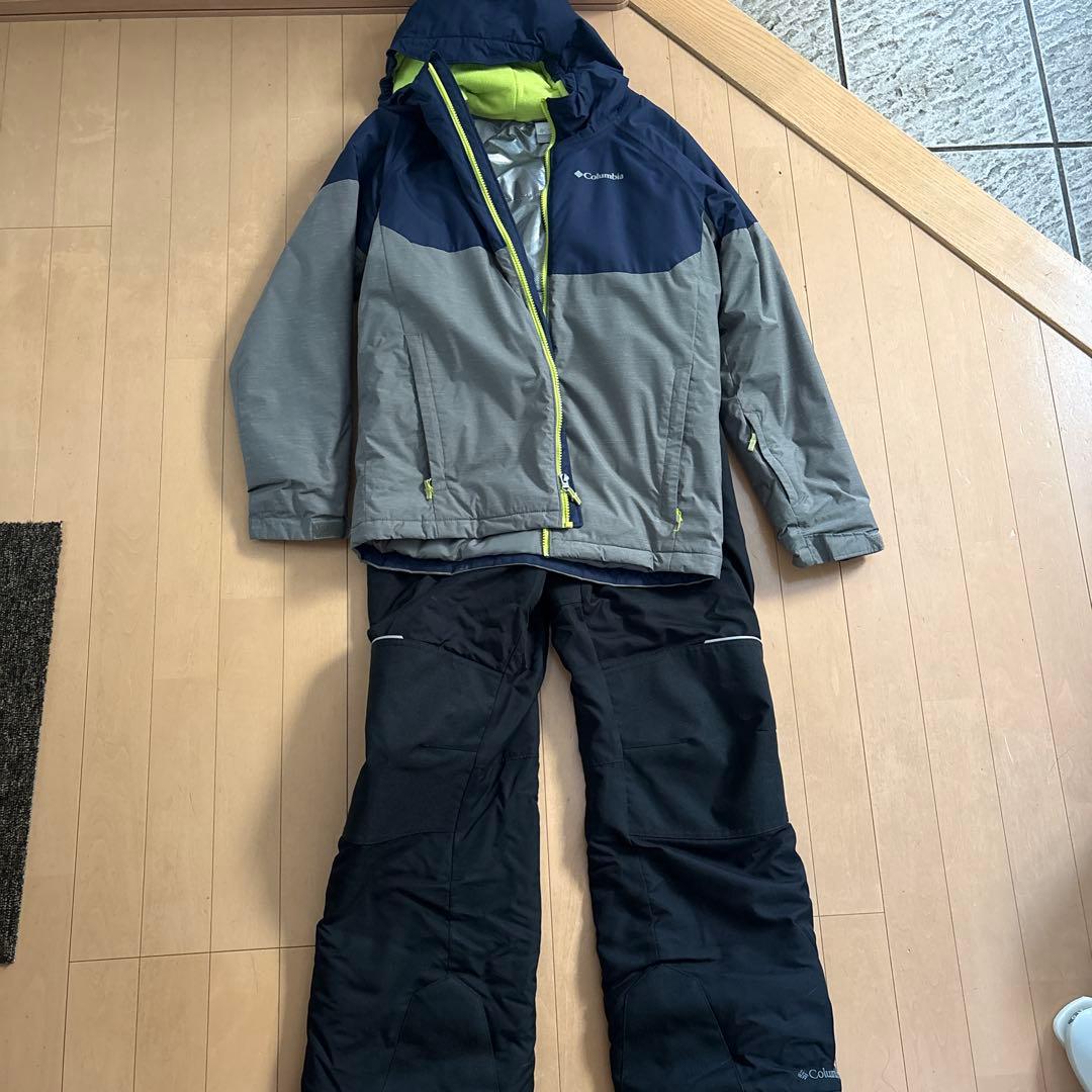 コロンビア　スキーウェア　ボードウエア　155 150 160上下セット