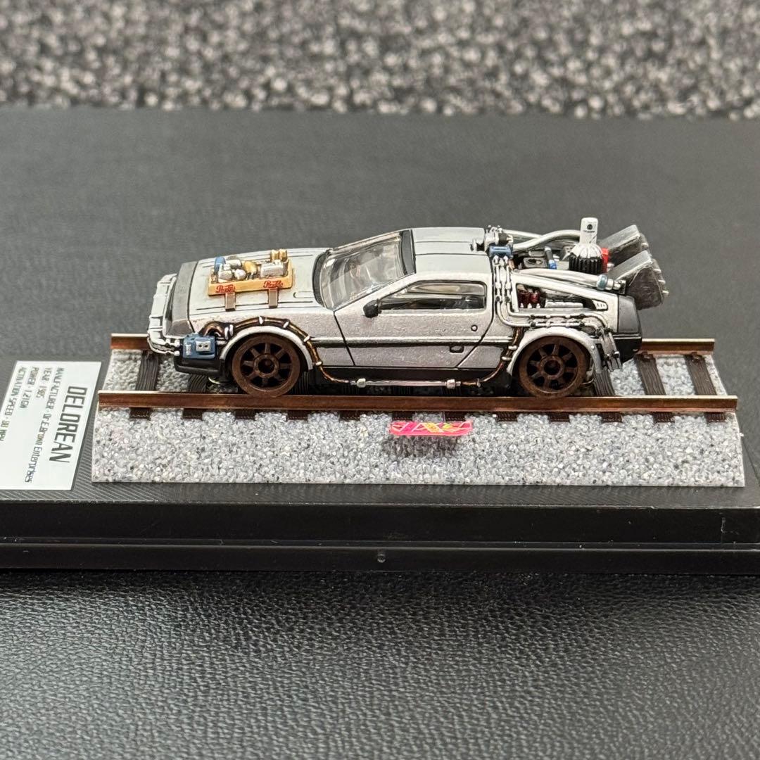 キャラウィール デロリアン レールロードVer.カスタム品&専用ケース ②