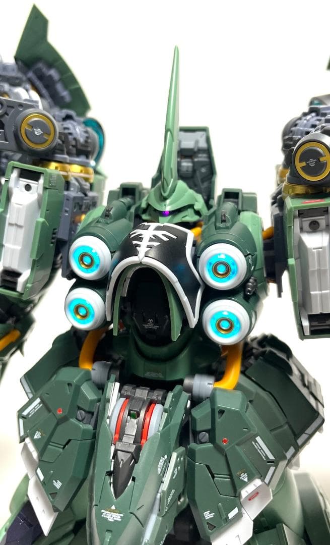 1/100 オシリス・エリアル ドミネーター 成形色完成品